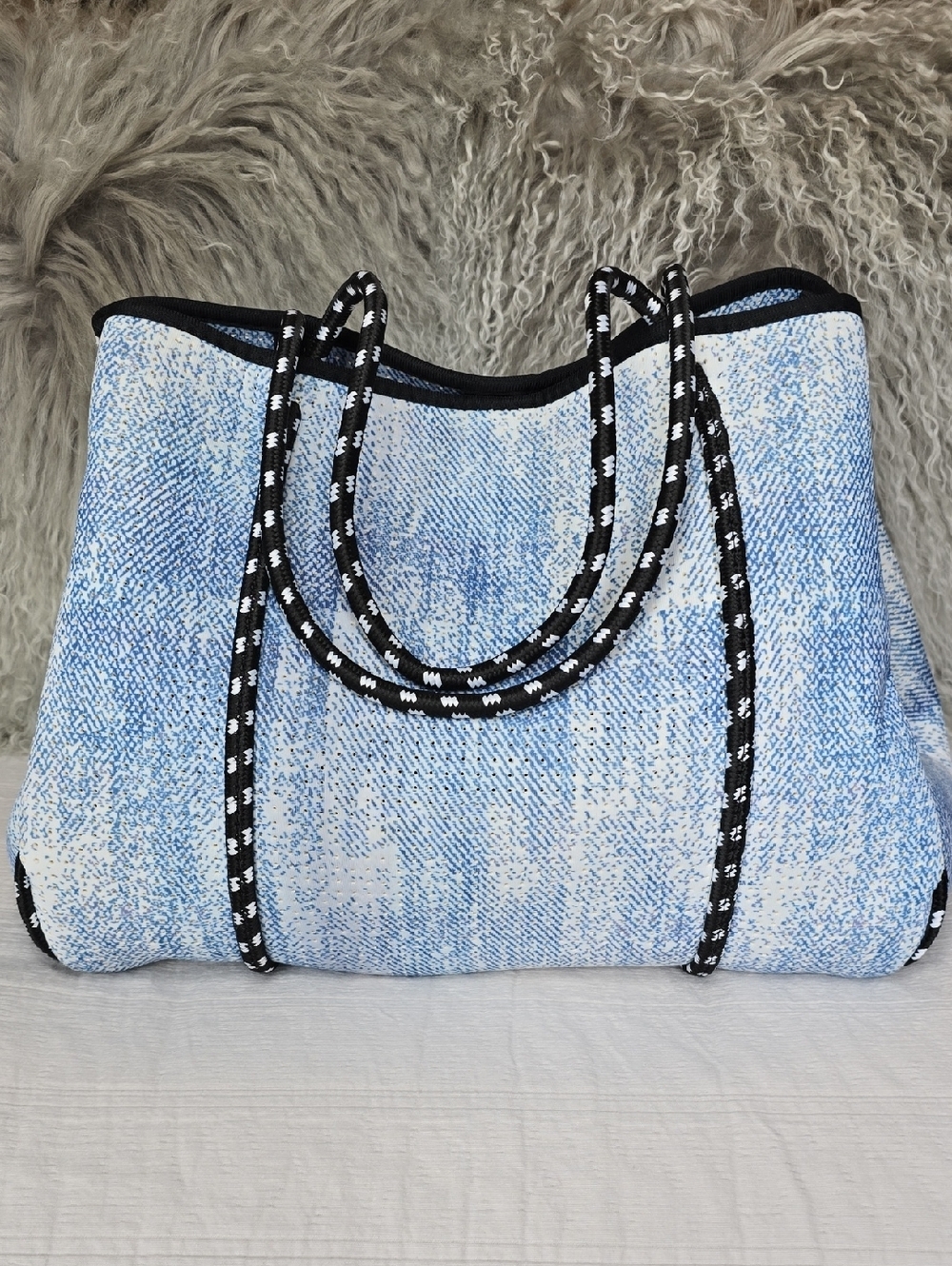 Pop Ups Brand Everyday Neoprene Tote - Picture 2 of 16